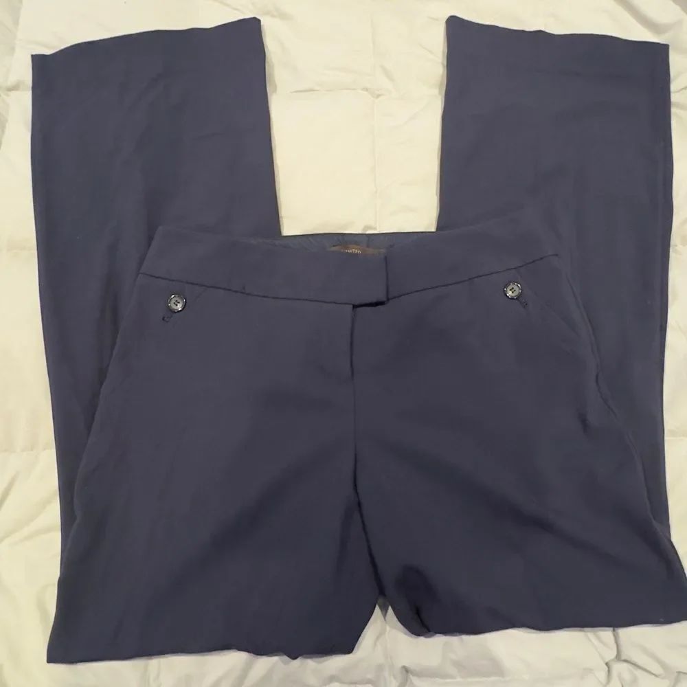 The limited wide leg Navy Women's trousers in size 10R